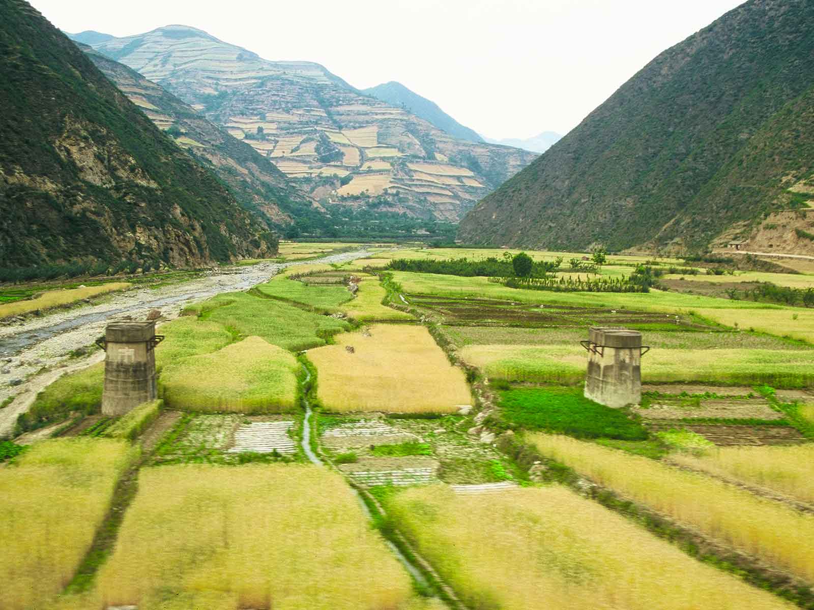 Train travel - Xian to Jiayuguan - Silk Road Photo Journal - Dr Steven Andrew Martin - Study Abroad Research